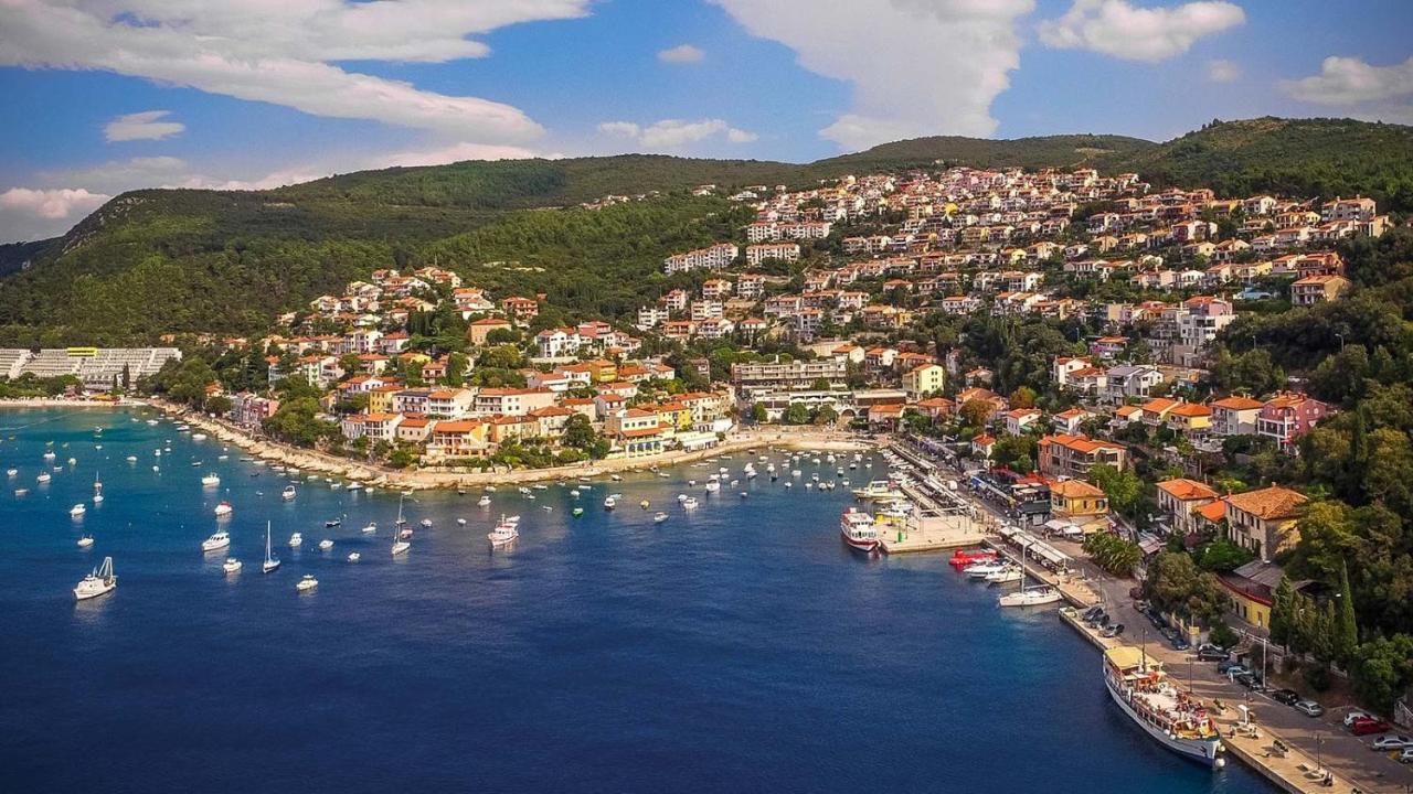 Apartment Vanilla II With Beautiful Seaview Rabac Exterior foto